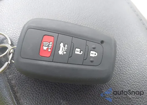 2020 Toyota Highlander Le из США, поврежденный, VIN 5TDBZRBH8LS032542